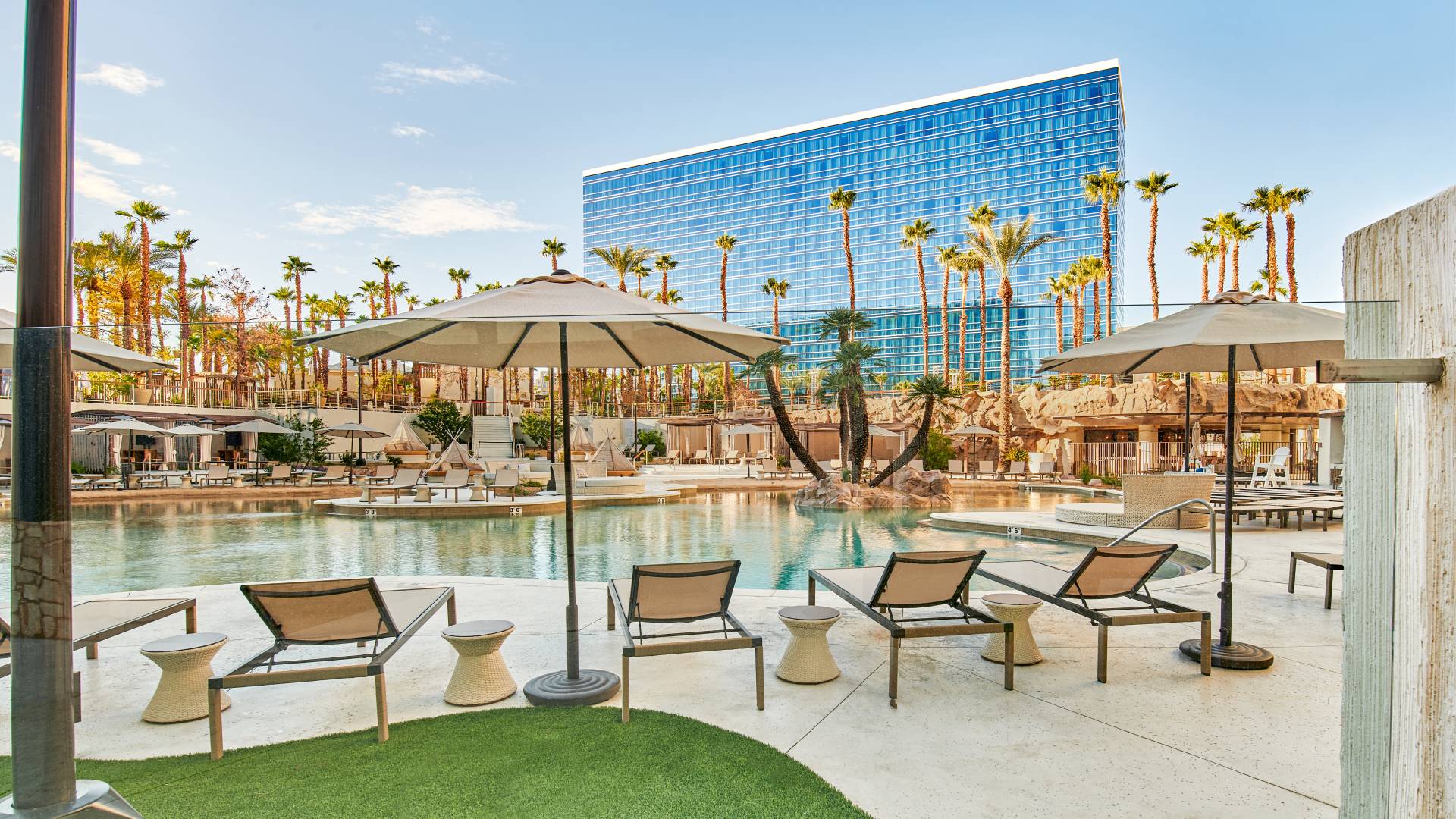resort-virgin-hotels-las-vegas-curio-by-hilton